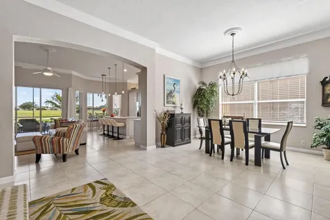 332 NW Stratford Lane Port St Lucie FL 34983