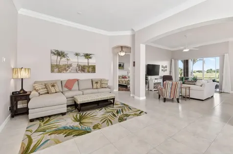 332 NW Stratford Lane Port St Lucie FL 34983