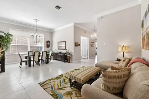 332 NW Stratford Lane Port St Lucie FL 34983