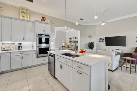 332 NW Stratford Lane Port St Lucie FL 34983