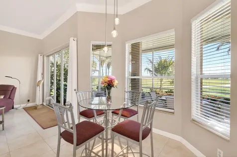 332 NW Stratford Lane Port St Lucie FL 34983