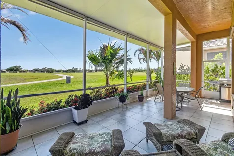 332 NW Stratford Lane Port St Lucie FL 34983