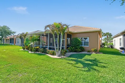 332 NW Stratford Lane Port St Lucie FL 34983