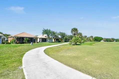 332 NW Stratford Lane Port St Lucie FL 34983