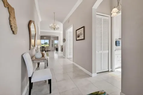 332 NW Stratford Lane Port St Lucie FL 34983