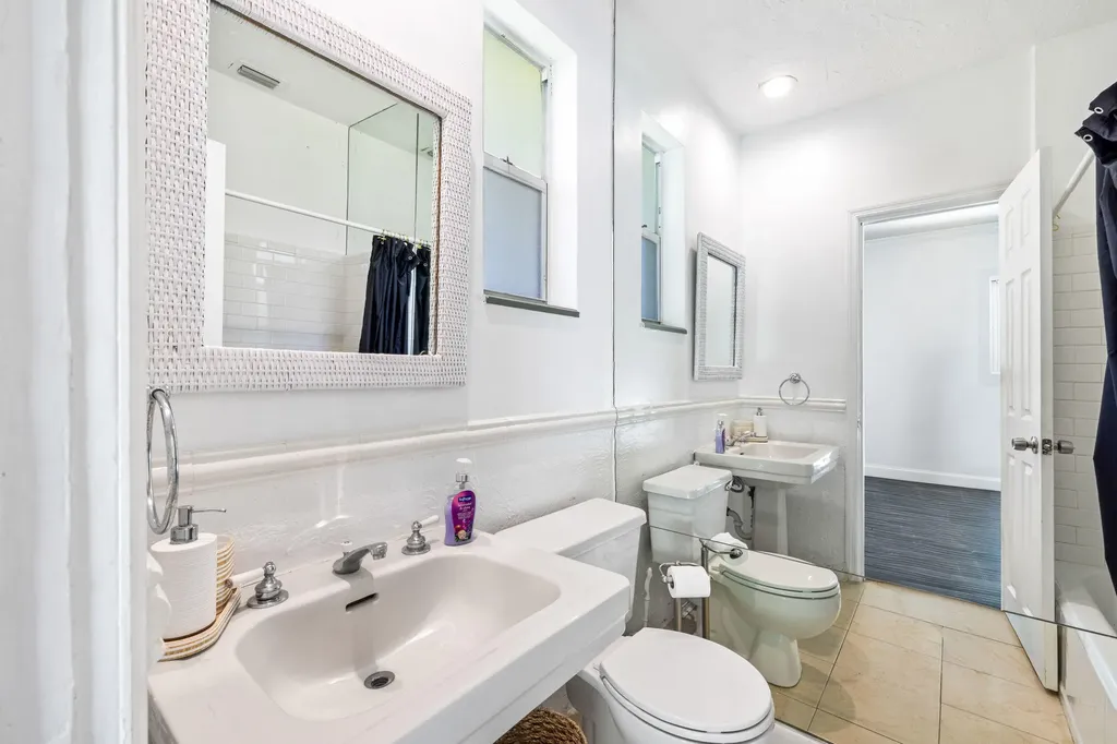 247 Plymouth Road West Palm Beach FL 33405