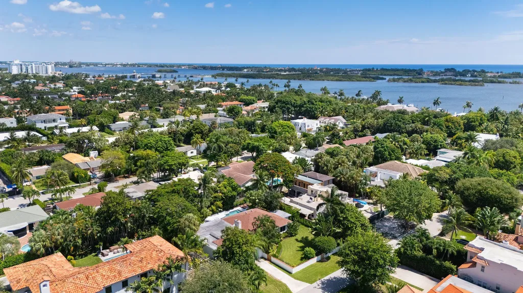 247 Plymouth Road West Palm Beach FL 33405