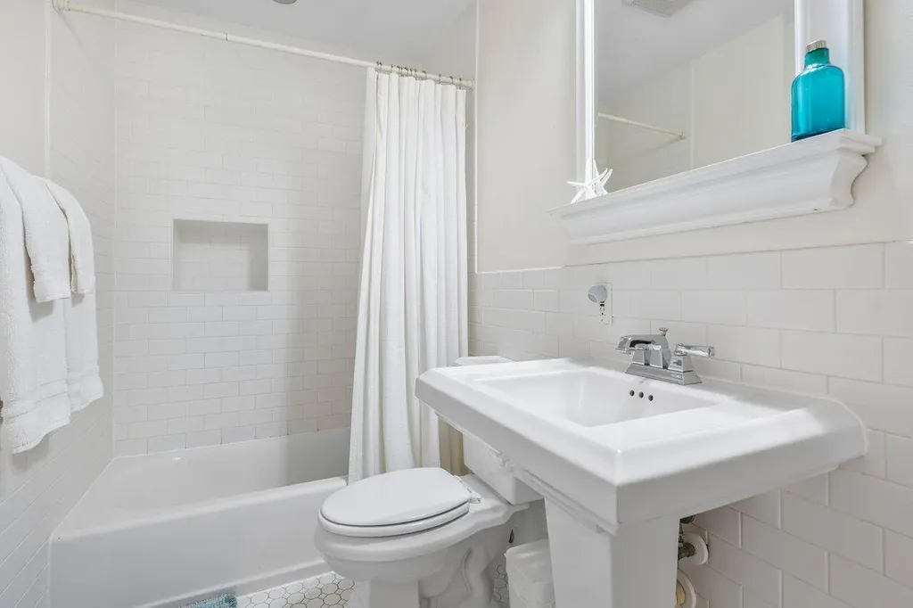 249 NE 15th Street Delray Beach FL 33444