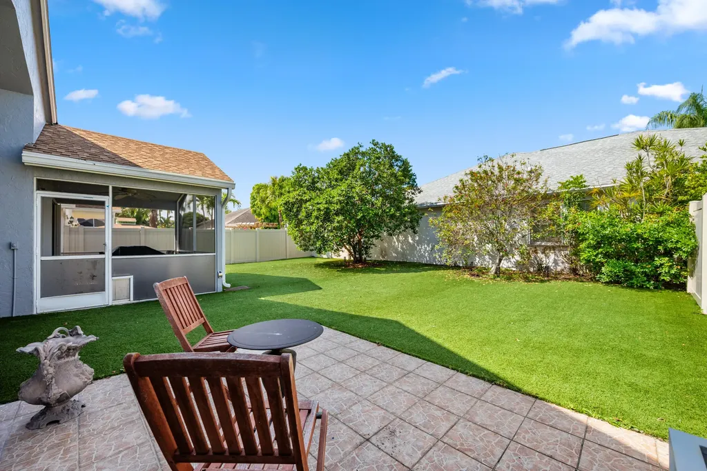 1097 Aviary Road Wellington FL 33414