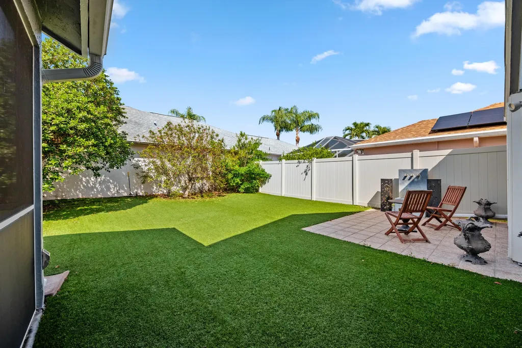 1097 Aviary Road Wellington FL 33414