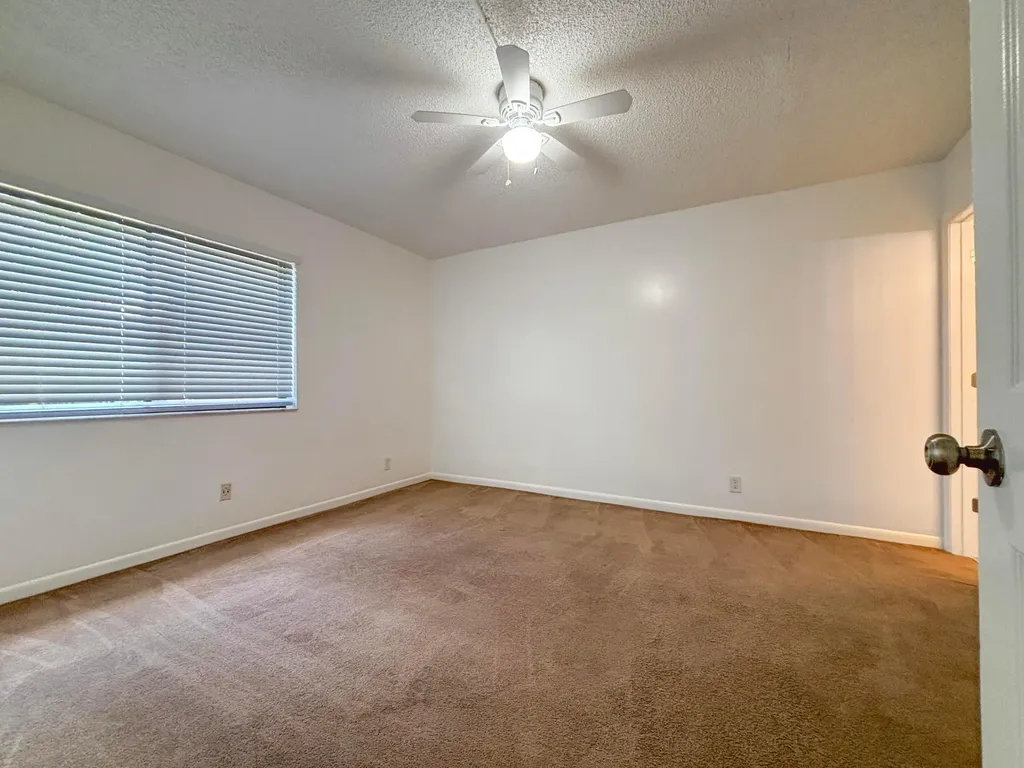 8502 NW 35th Court Coral Springs FL 33065