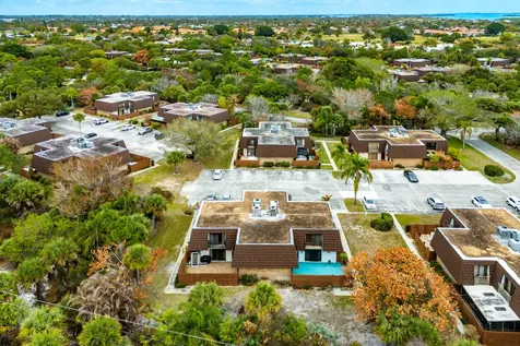 5922 SE Riverboat Drive Stuart FL 34997