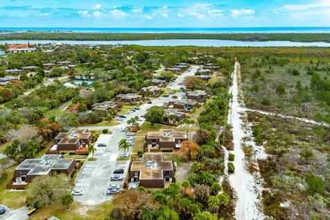 5922 SE Riverboat Drive Stuart FL 34997