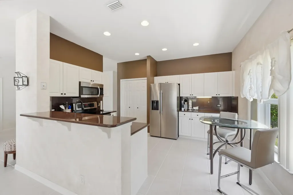 11735 NW 48th Street Coral Springs FL 33076