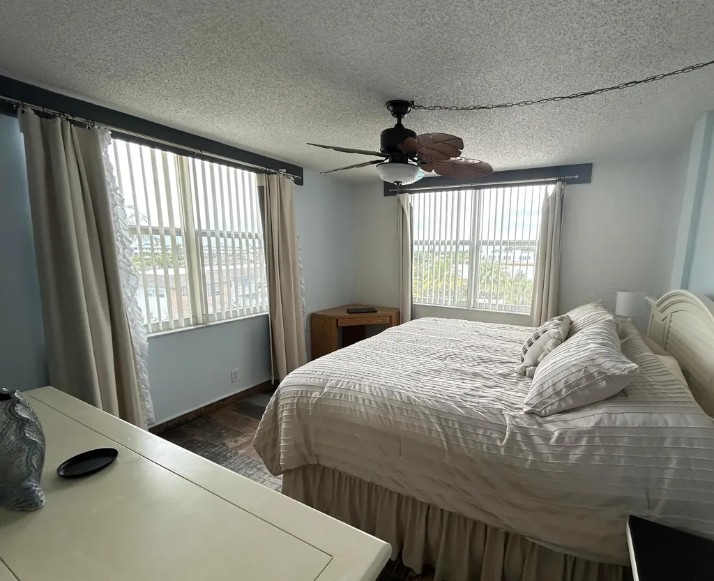 1009 N Ocean Boulevard N Pompano Beach FL 33062