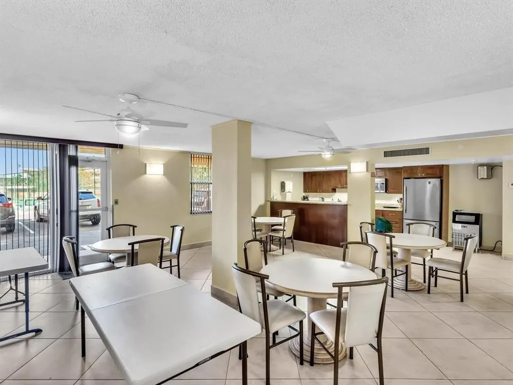 1009 N Ocean Boulevard N Pompano Beach FL 33062