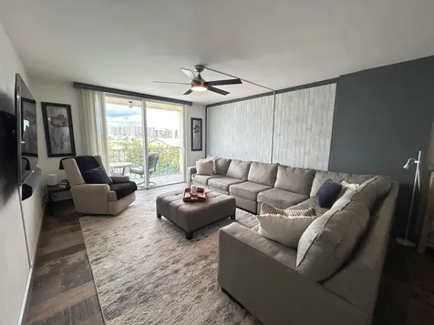 1009 N Ocean Boulevard N Pompano Beach FL 33062