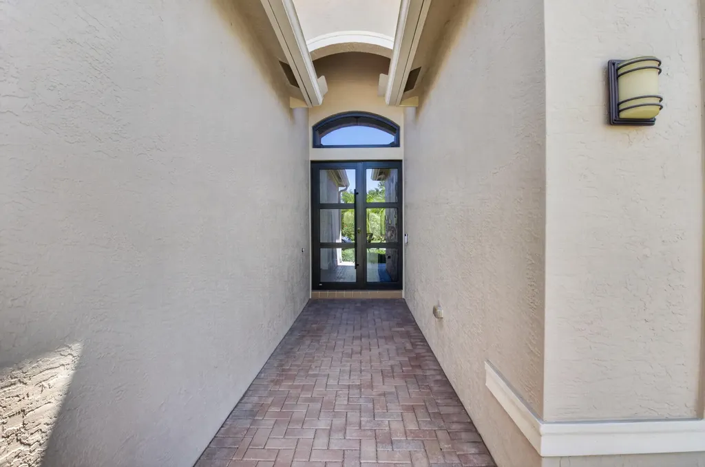 10668 Regatta Ridge Road Boynton Beach FL 33473