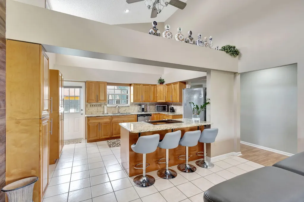 2469 Sun Up Lane Lake Worth FL 33462