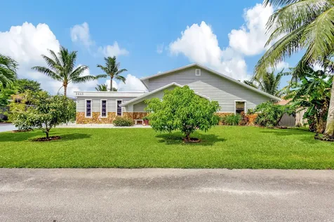 2469 Sun Up Lane Lake Worth FL 33462