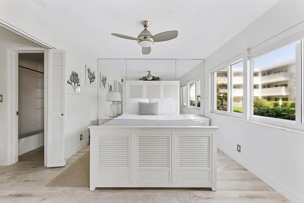 1199 Hillsboro Mile Pompano Beach FL 33062