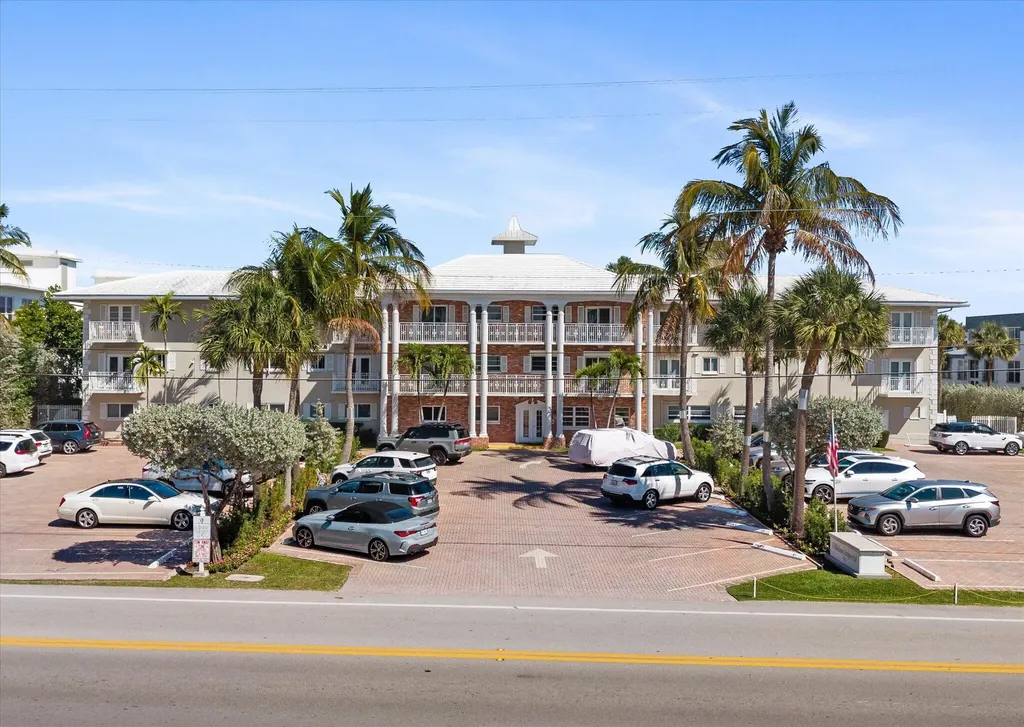 1199 Hillsboro Mile Pompano Beach FL 33062