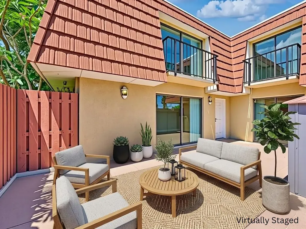 1540 Masters Circle Delray Beach FL 33445
