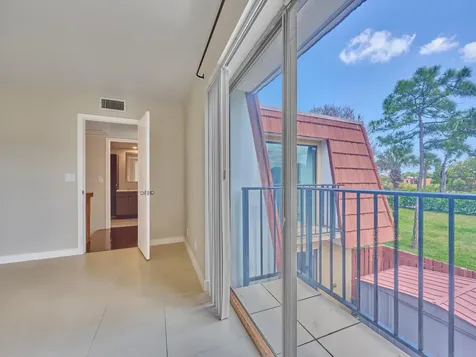 1540 Masters Circle Delray Beach FL 33445