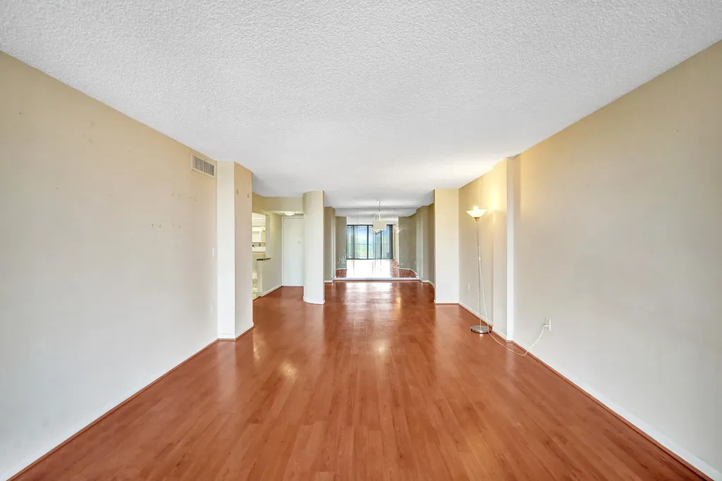 2802 N 46th Avenue Hollywood FL 33021