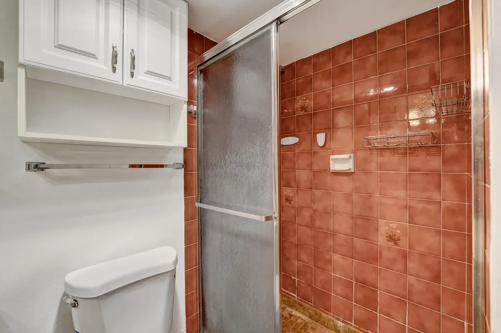 2802 N 46th Avenue Hollywood FL 33021