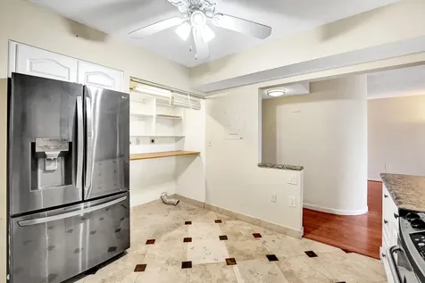2802 N 46th Avenue Hollywood FL 33021