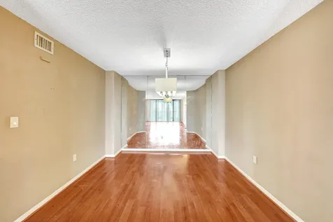 2802 N 46th Avenue Hollywood FL 33021
