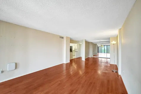 2802 N 46th Avenue Hollywood FL 33021