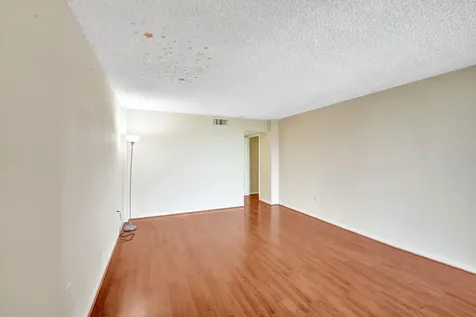2802 N 46th Avenue Hollywood FL 33021