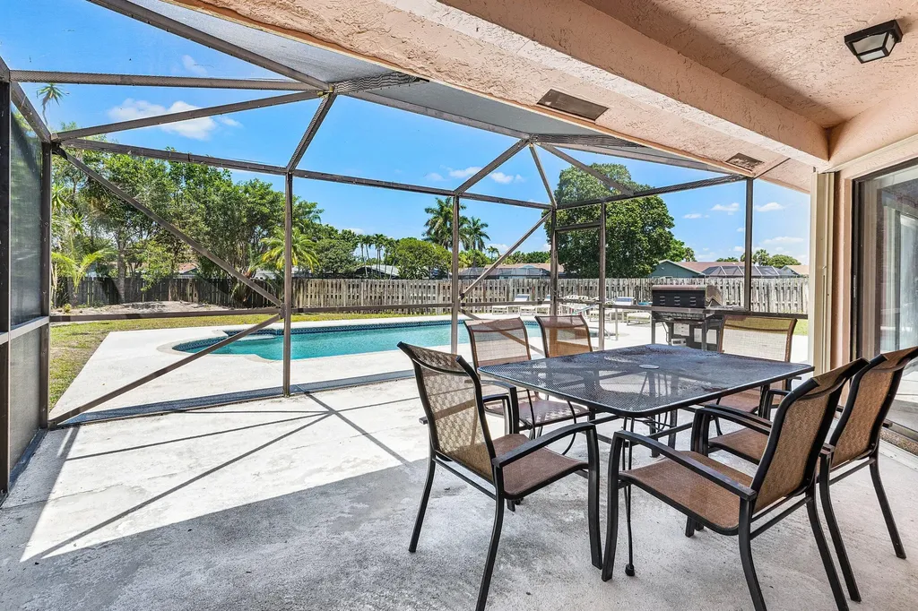 9792 Majorca Place Boca Raton FL 33434