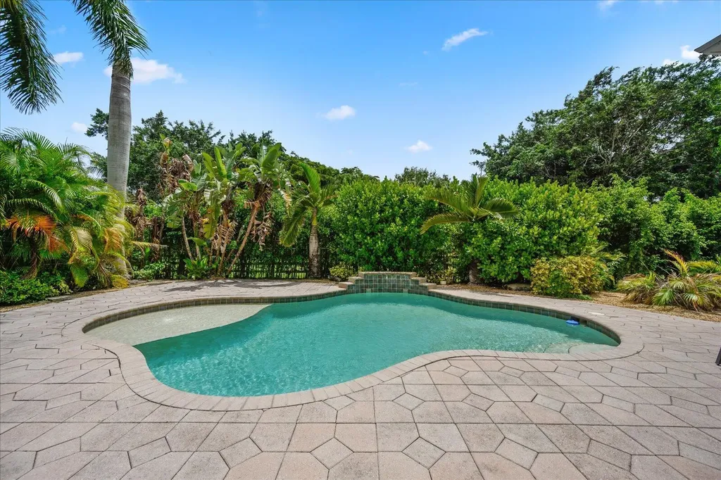 12486 Equine Lane Wellington FL 33414