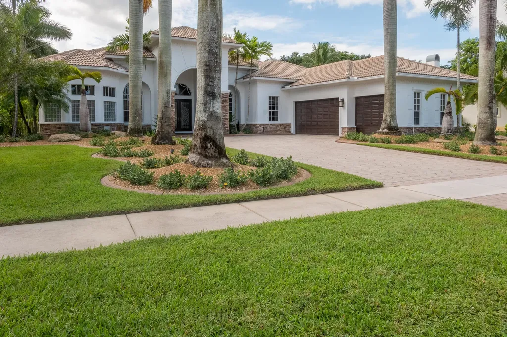 12486 Equine Lane Wellington FL 33414