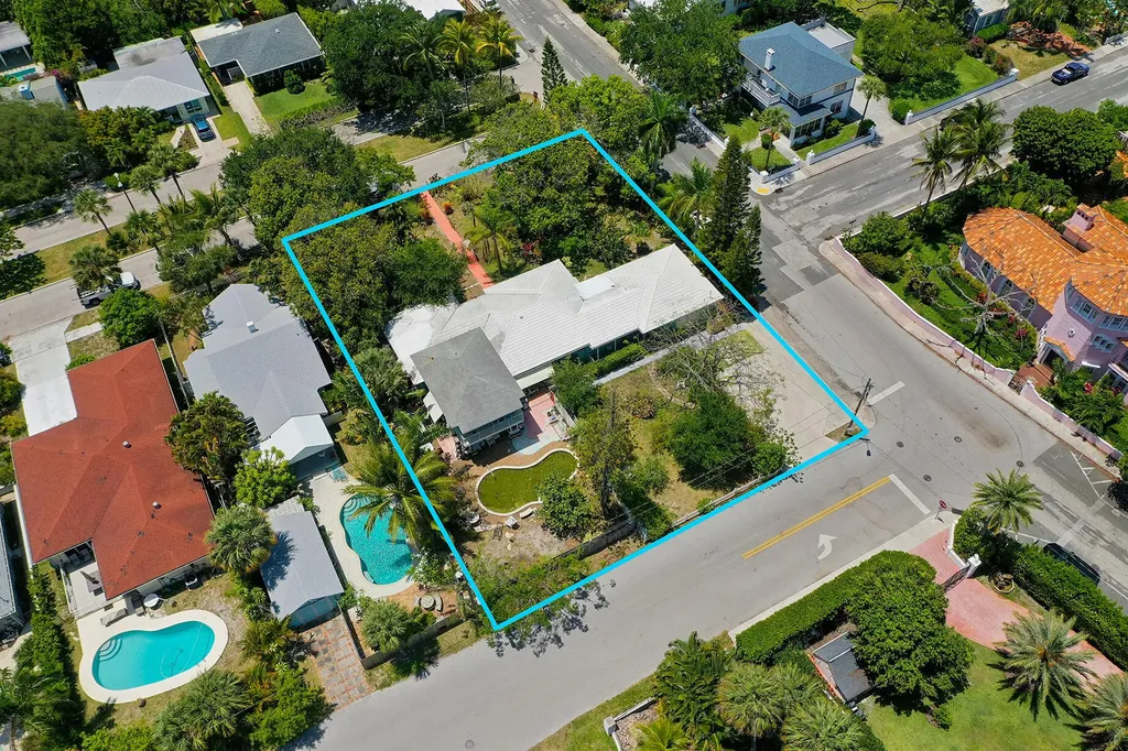 502 S Palmway Lake Worth Beach FL 33460