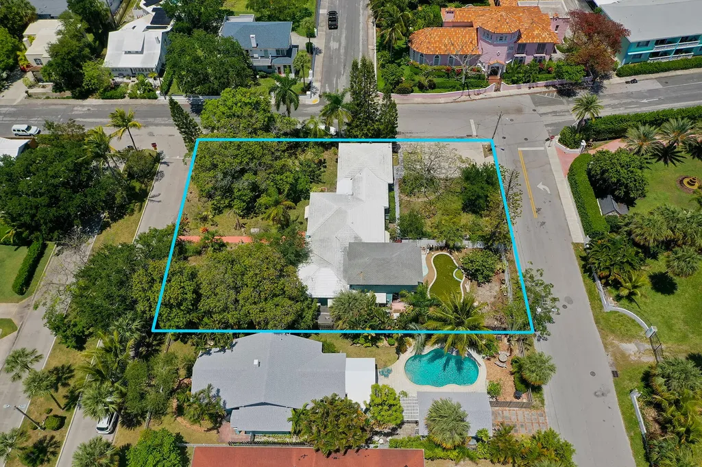 502 S Palmway Lake Worth Beach FL 33460