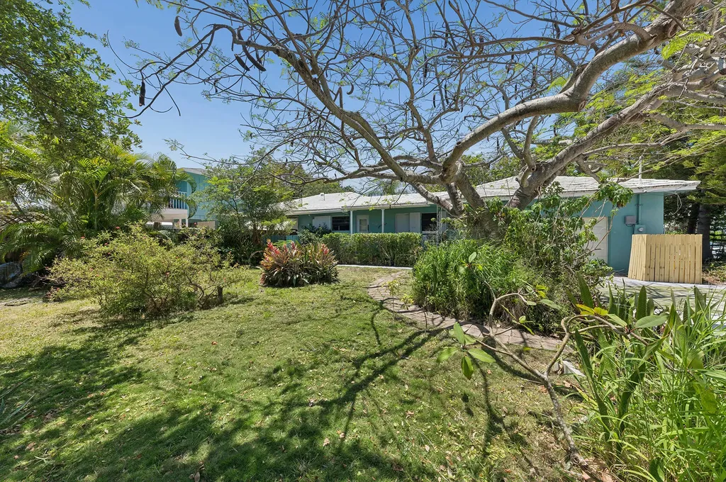 502 S Palmway Lake Worth Beach FL 33460