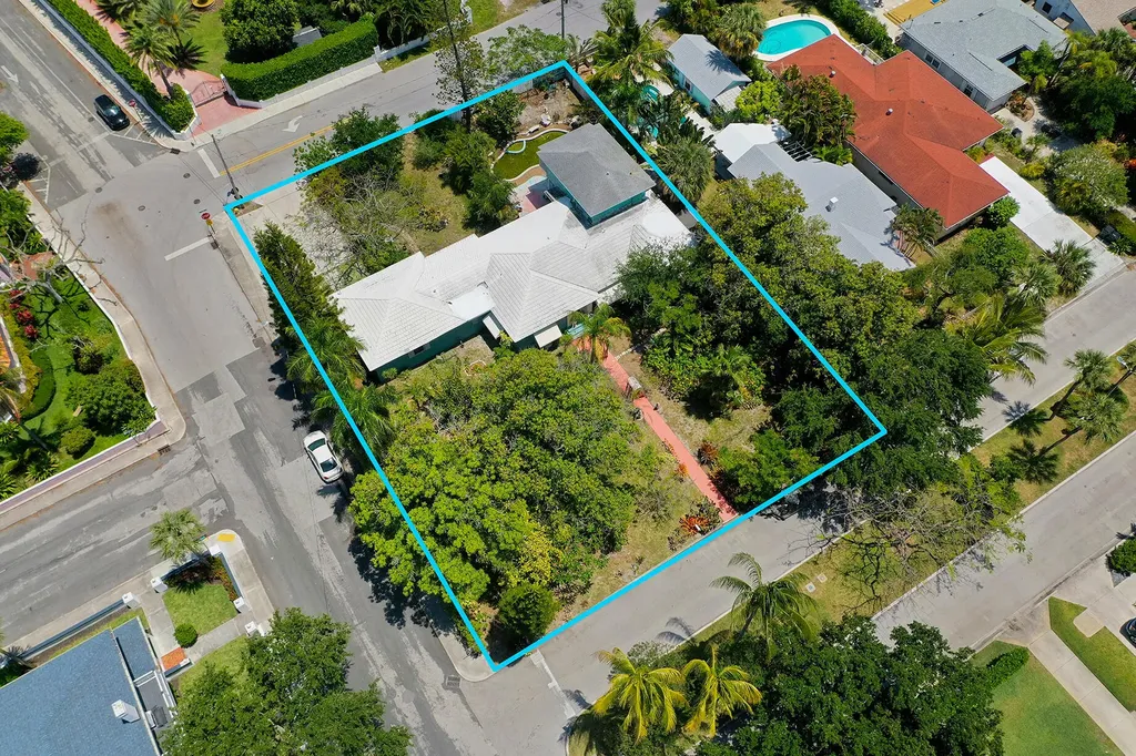 502 S Palmway Lake Worth Beach FL 33460