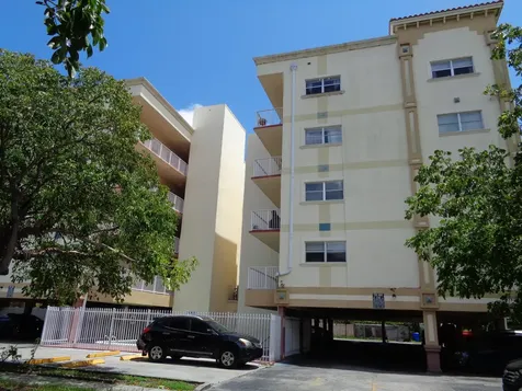2008 Jackson Street Hollywood FL 33020