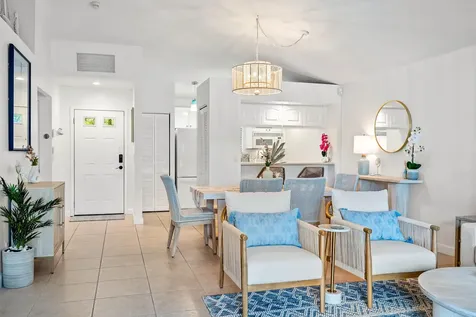913 Club Drive Palm Beach Gardens FL 33418