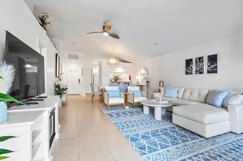 913 Club Drive Palm Beach Gardens FL 33418