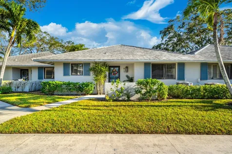 913 Club Drive Palm Beach Gardens FL 33418