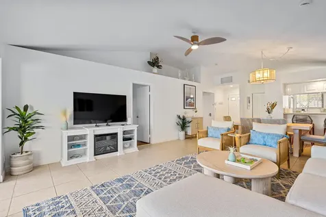 913 Club Drive Palm Beach Gardens FL 33418