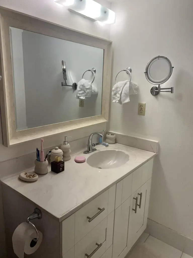 7173 Orange Drive Davie FL 33314