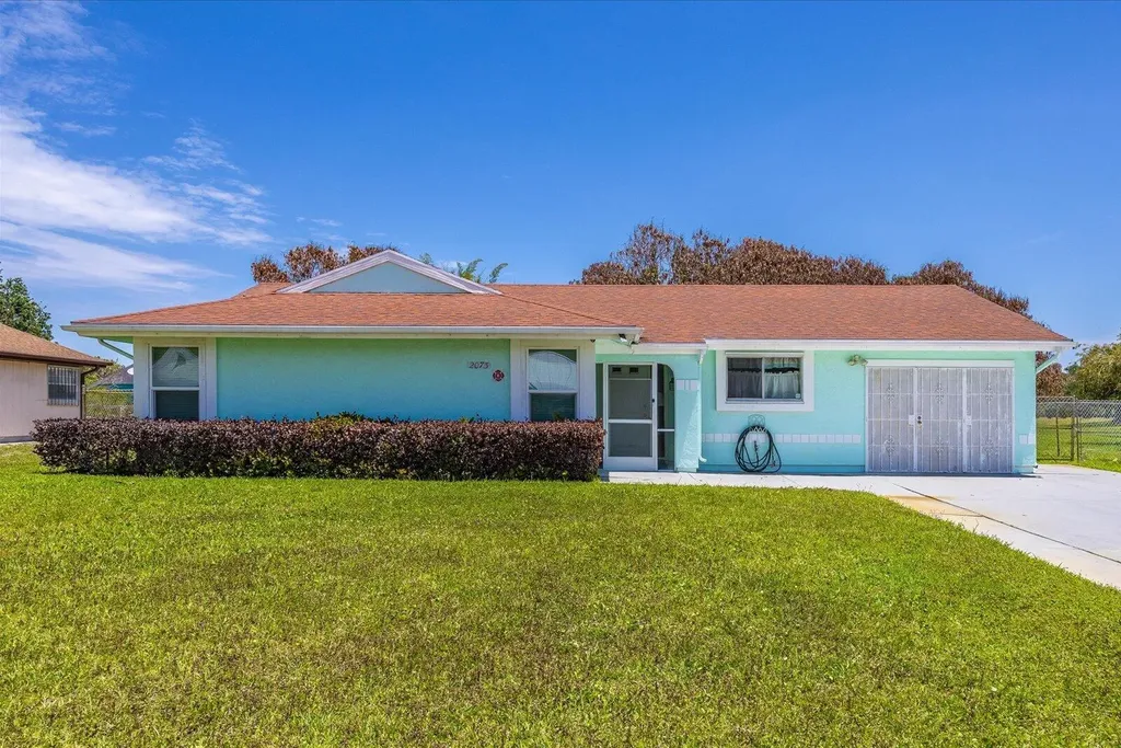 2073 SE Rainier Road Port St Lucie FL 34952