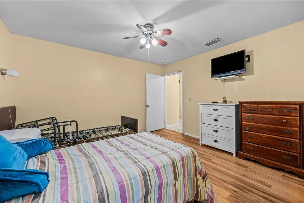 2073 SE Rainier Road Port St Lucie FL 34952
