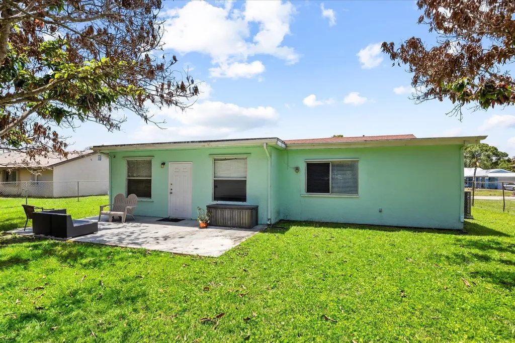 2073 SE Rainier Road Port St Lucie FL 34952